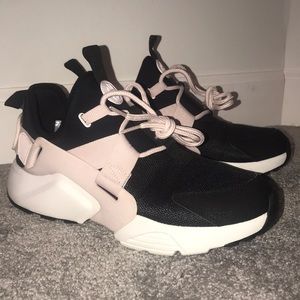 women’s nike shoes